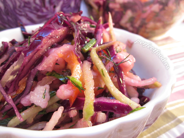 Салат из краснокочанной капусты - рецепт с фото