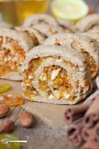 Печенье из ржаной муки с сухофруктами
