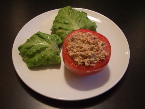 Салат из сырой тыквы и кабачка — рецепт с фото На 2 порции фаршированных помидоров и голубцов: