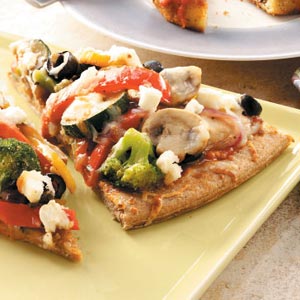 Вегетарианская пицца с итальянским соусом песто
