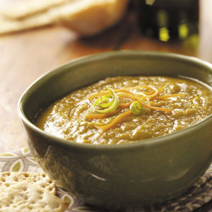 Гороховый суп-пюре - сытное и полезное блюдо богатое белком и клетчаткой. Очень актуальный супчик в зимнее время!