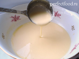 Рецепт вкусных блинчиков с нежной начинкой из адыгейского сыра. Рецепт для вегетарианцев, которые употребляют в пищу молочные продукты и яйца.