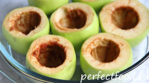 Фаршированные яблоки в духовке — рецепт с фото и видео