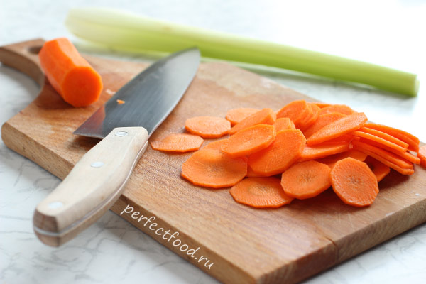 нарезанная морковка для супа