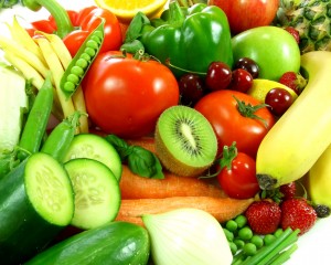 Исследования подтвердили существование связи между питанием и онкологией. Выяснилось, что причиной рака часто является дефицит овощей и фруктов в рационе!