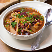 Готовим сытный и питательный зимний суп - веганский борщ с фасолью.