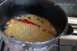 Как приготовить вегетарианский плов из бурого риса с нутом по-узбекски. Рецепт с фото и видео