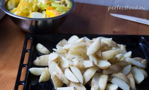 Запечённая картошка с овощами в духовке. Рецепт с фото и видео