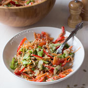 Свежий салат из тыквы — рецепт с фото и видео Готовим полезный сырой салат с сельдереем и заправкой из семечек. Идеально для поста!