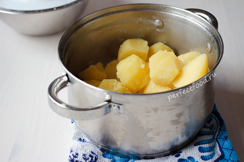 Готовим 2 блюда в 1 рецепте: кыстыбый и кутабы с картошечкой. Очень вкусно и просто!